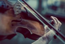تفسير حلم العزف على الكمان للعزباء