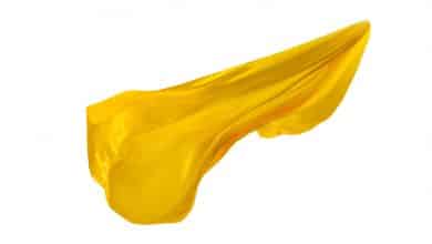 الحجاب الأصفر في المنام للعزباء